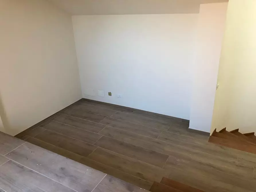 Immagine 26 di Casa trifamiliare in vendita  a Montignoso