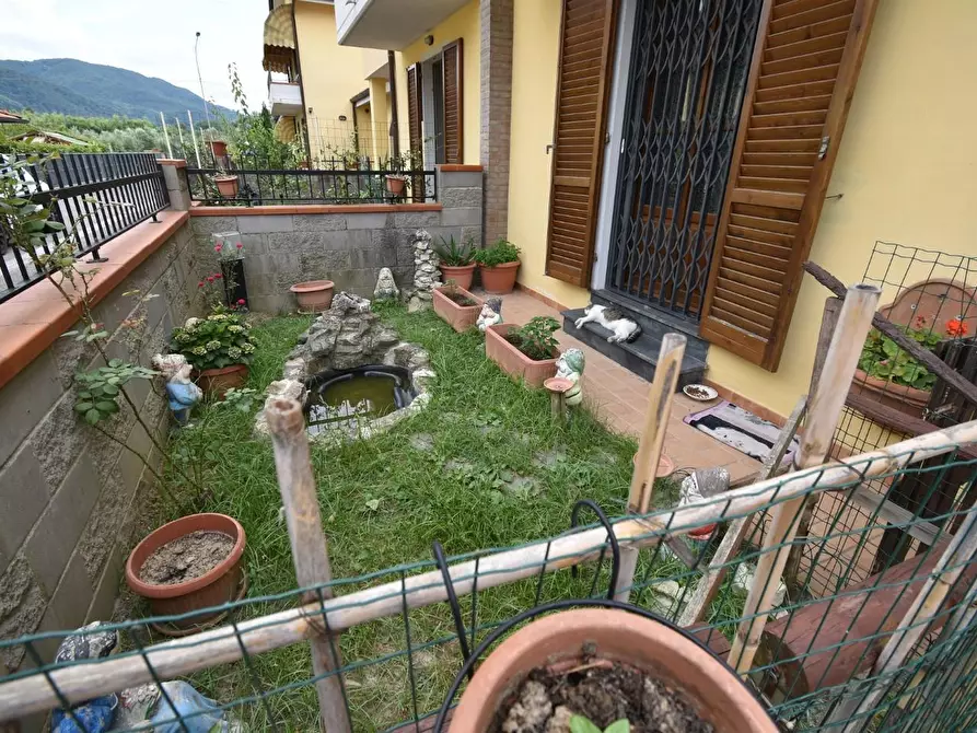 Immagine 33 di Casa bifamiliare in vendita  a Vecchiano