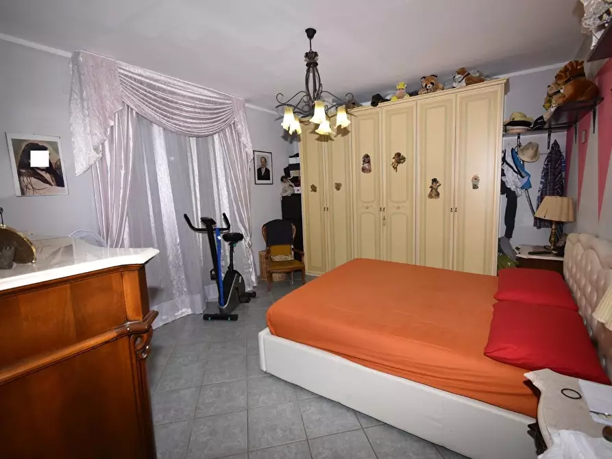 Immagine 12 di Casa bifamiliare in vendita  a Vecchiano