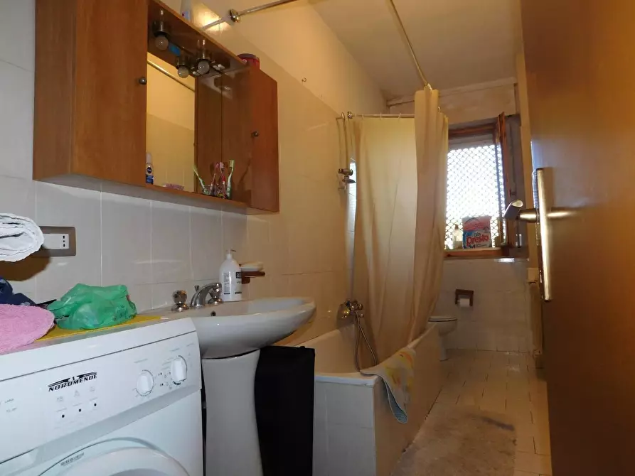 Immagine 16 di Appartamento in vendita  a Ortonovo