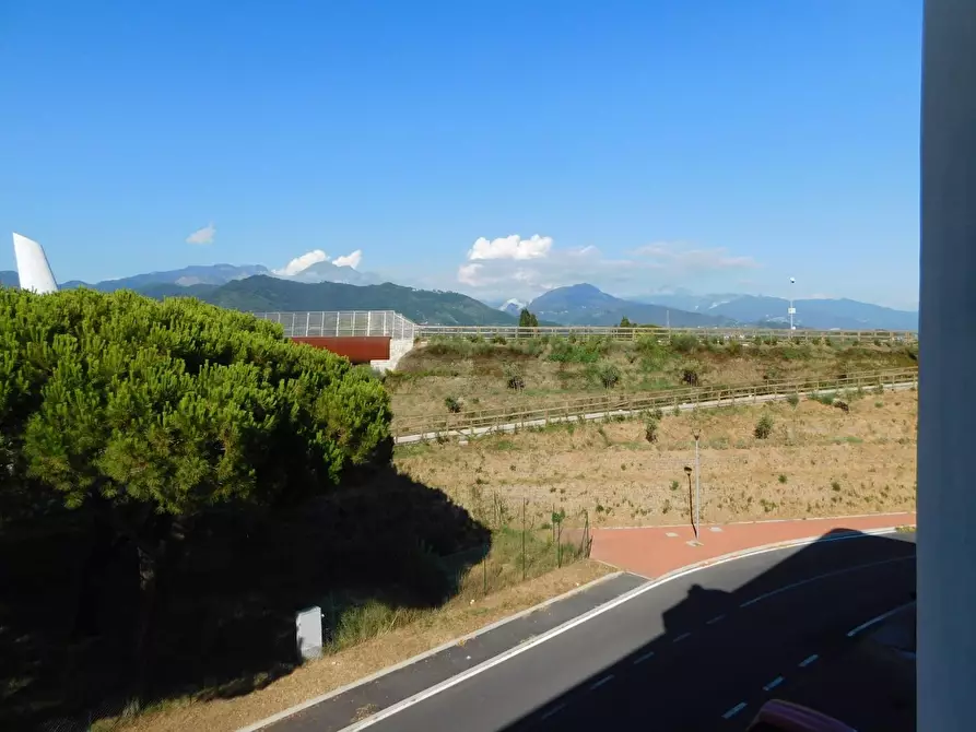 Immagine 8 di Appartamento in vendita  a Ortonovo