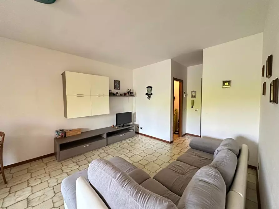 Immagine 15 di Appartamento in vendita  a Ortonovo
