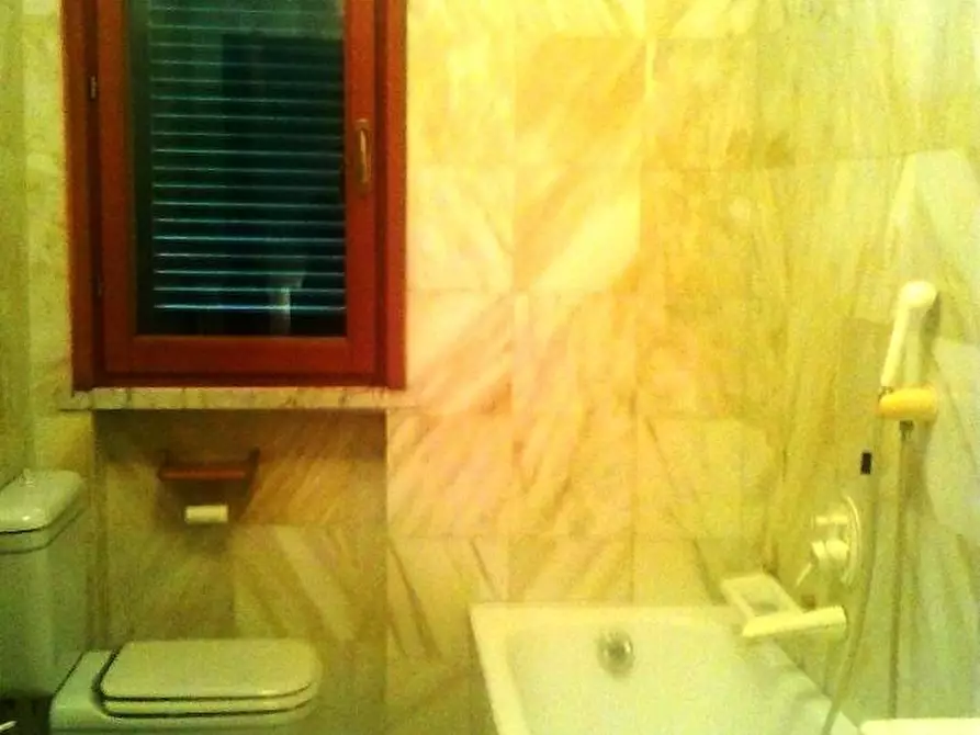 Immagine 13 di Villetta a schiera in vendita  a Massa