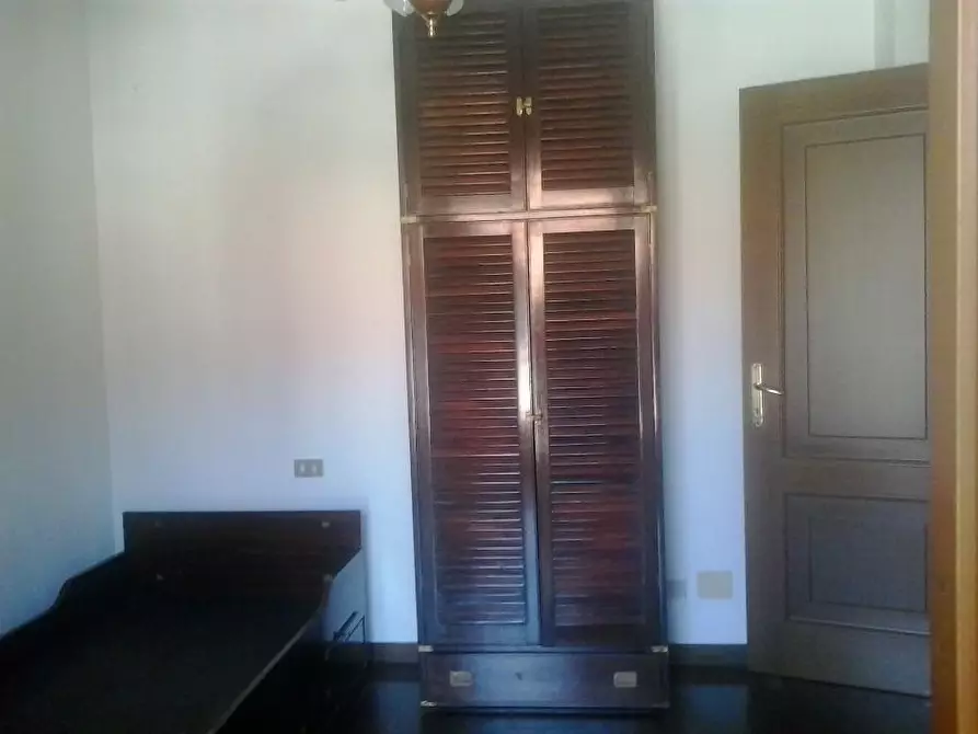 Immagine 11 di Villetta a schiera in vendita  a Massa