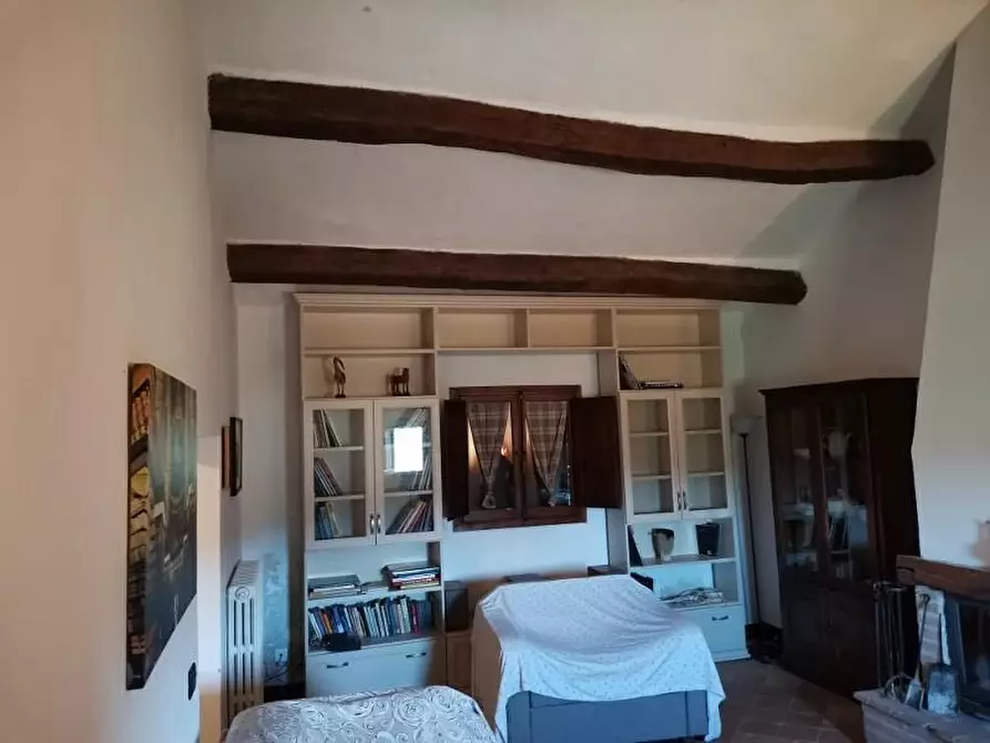 Immagine 29 di Casa colonica in vendita  a San Gimignano