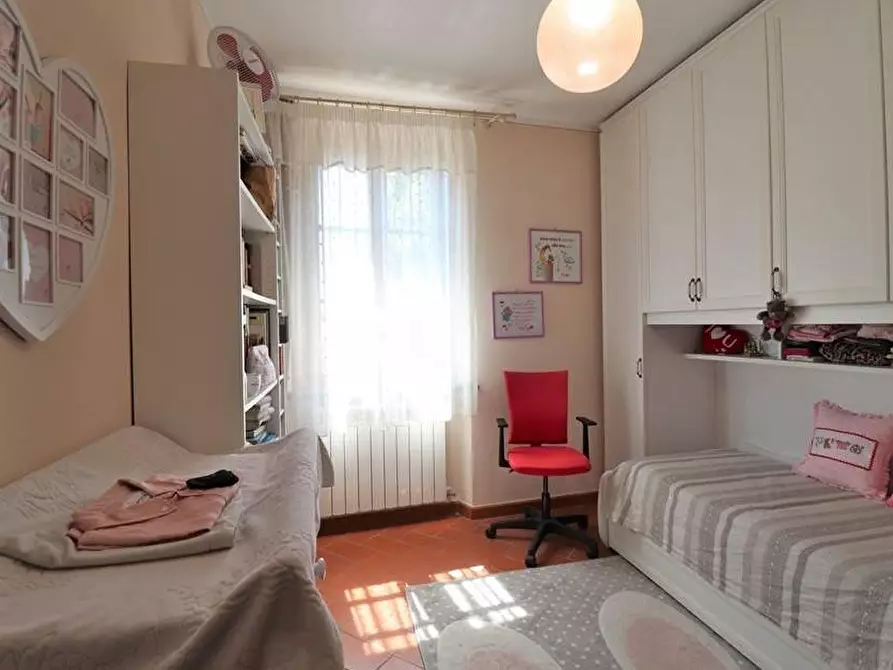 Immagine 19 di Terratetto in vendita  a Vecchiano