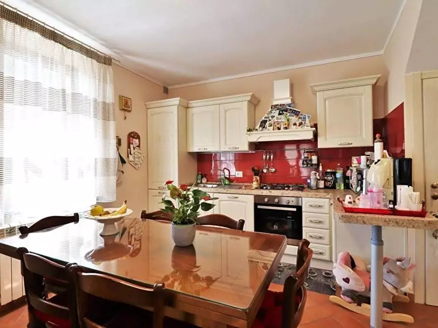 Immagine 17 di Terratetto in vendita  a Vecchiano