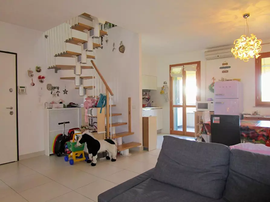 Immagine 4 di Appartamento in vendita  a Santa Croce Sull'arno