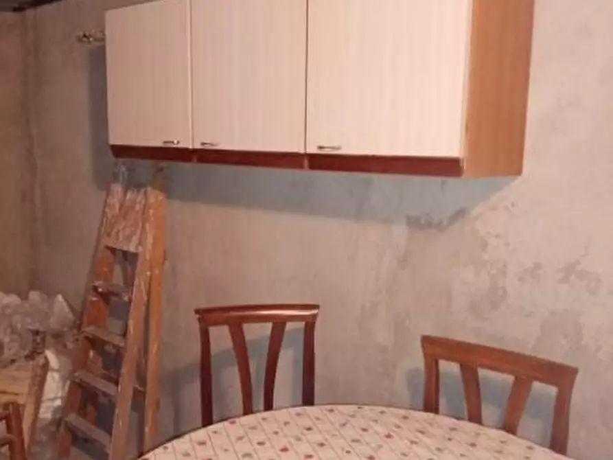 Immagine 6 di Porzione di casa in vendita  a Fivizzano