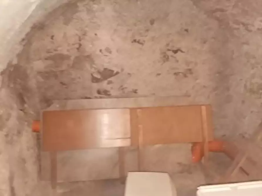 Immagine 5 di Porzione di casa in vendita  a Fivizzano