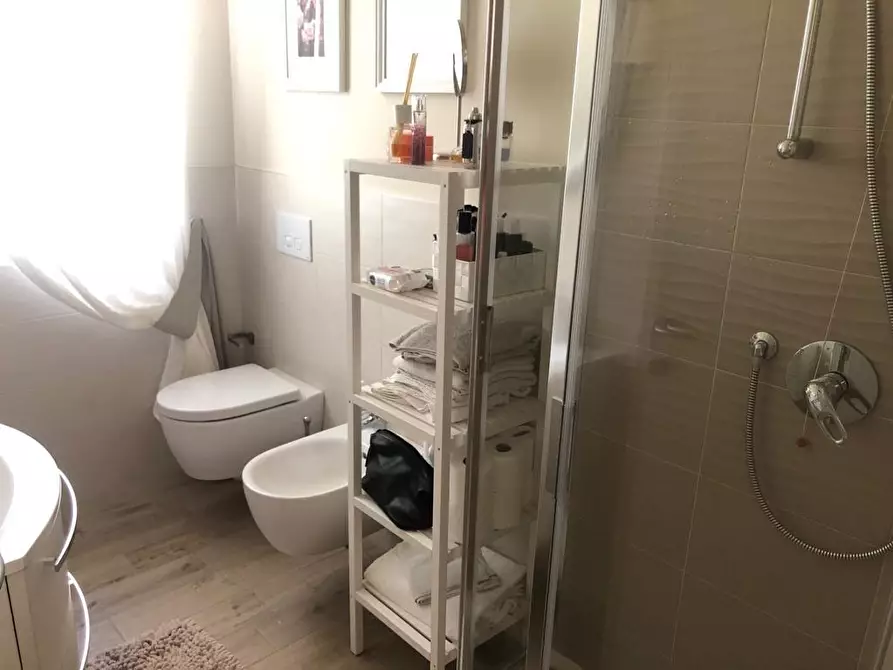 Immagine 15 di Appartamento in vendita  a Montignoso