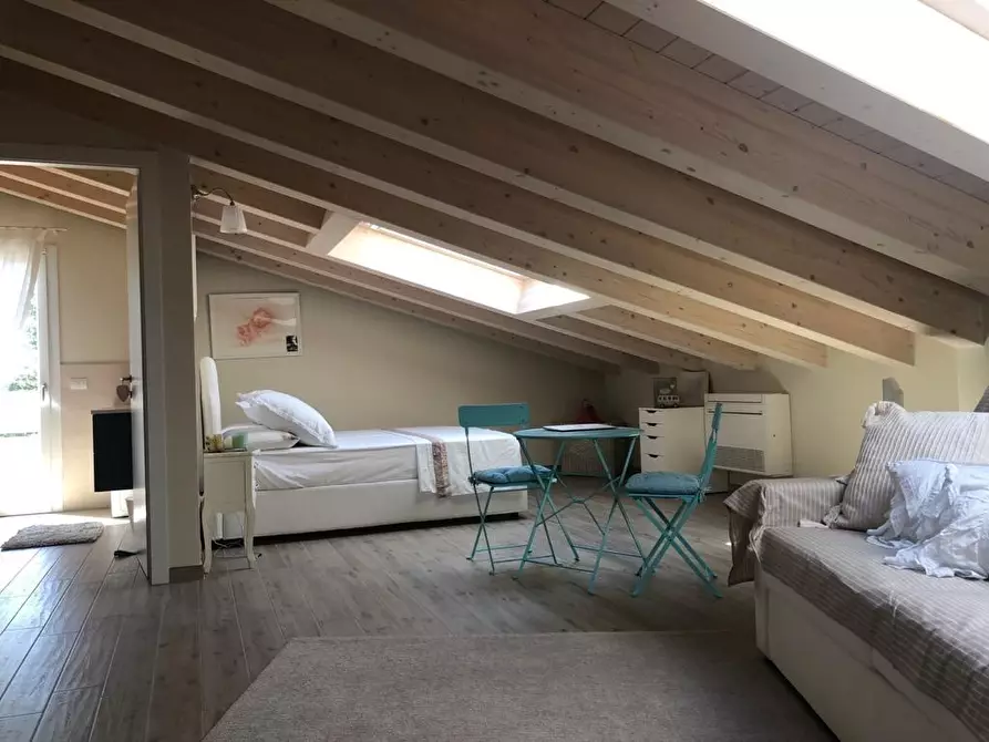 Immagine 20 di Appartamento in vendita  a Montignoso