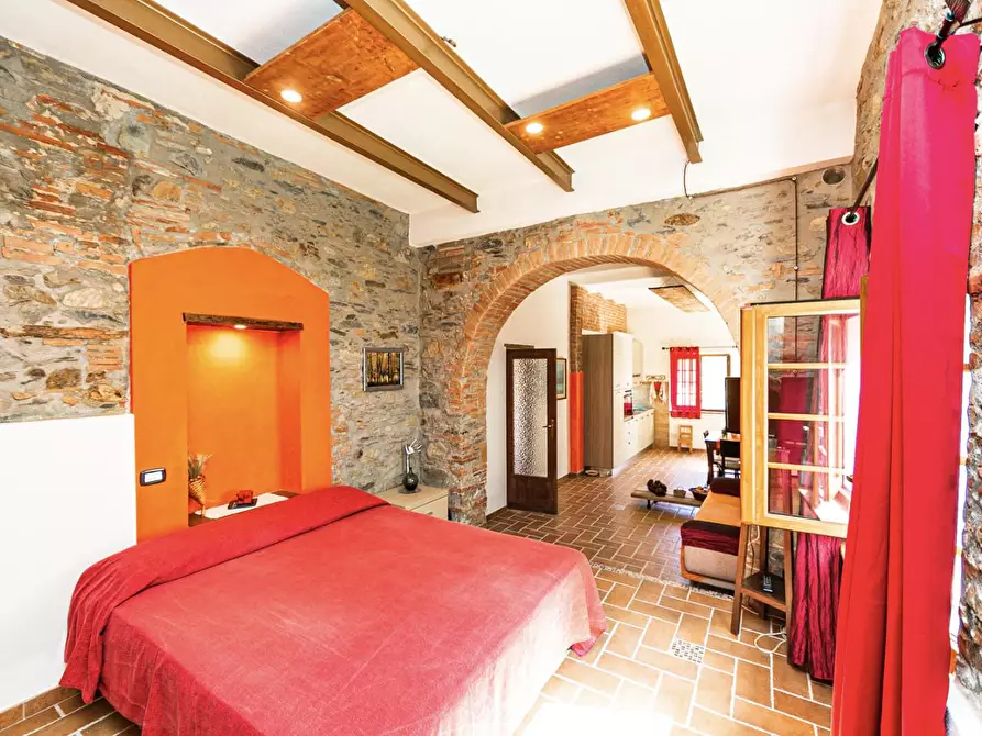 Immagine 25 di Rustico / casale in vendita  a Buti