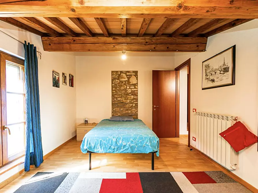 Immagine 44 di Rustico / casale in vendita  a Buti