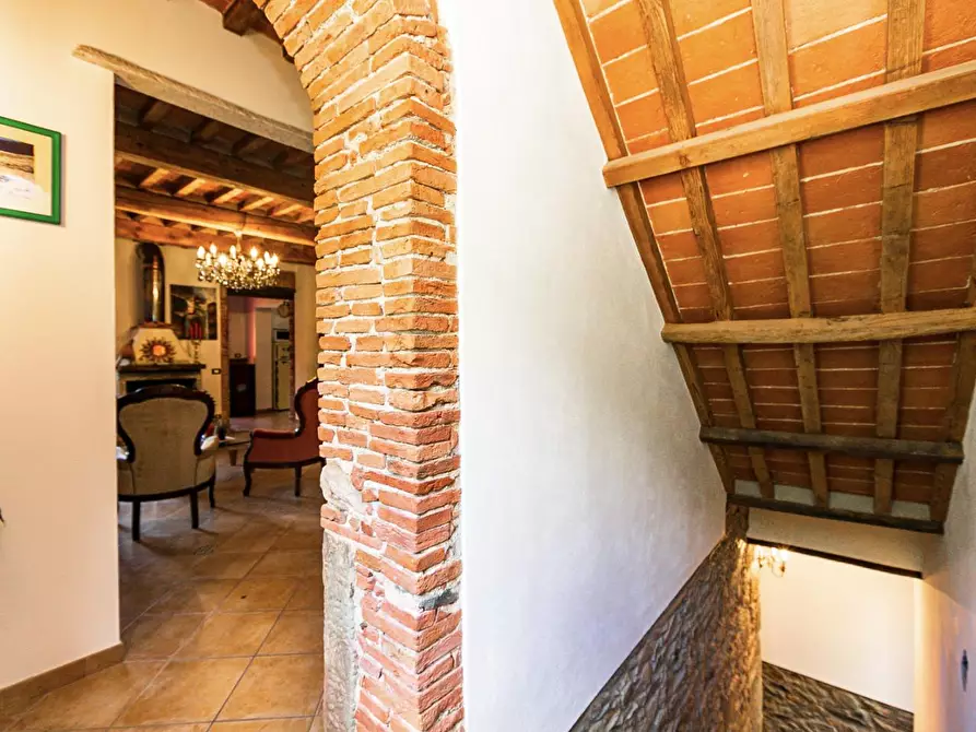 Immagine 88 di Rustico / casale in vendita  a Buti