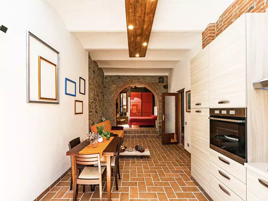 Immagine 33 di Rustico / casale in vendita  a Buti