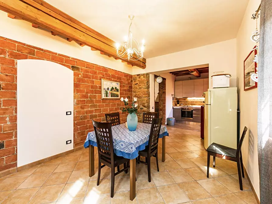 Immagine 74 di Rustico / casale in vendita  a Buti