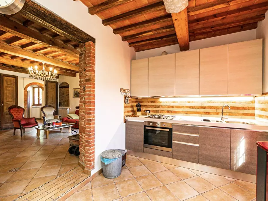 Immagine 72 di Rustico / casale in vendita  a Buti