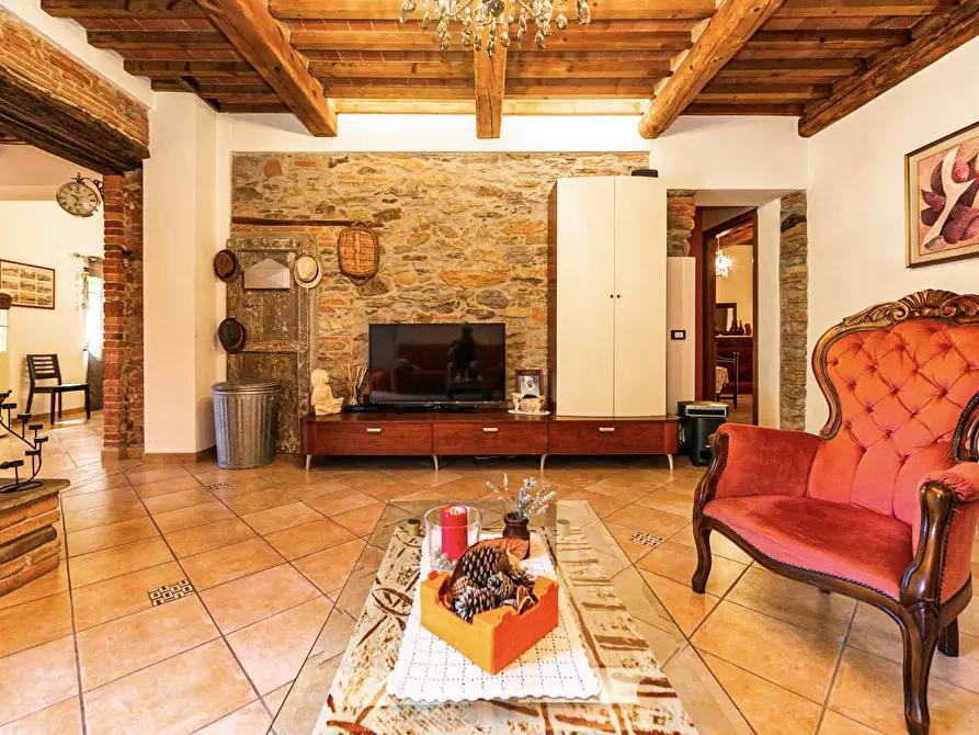 Immagine 76 di Rustico / casale in vendita  a Buti