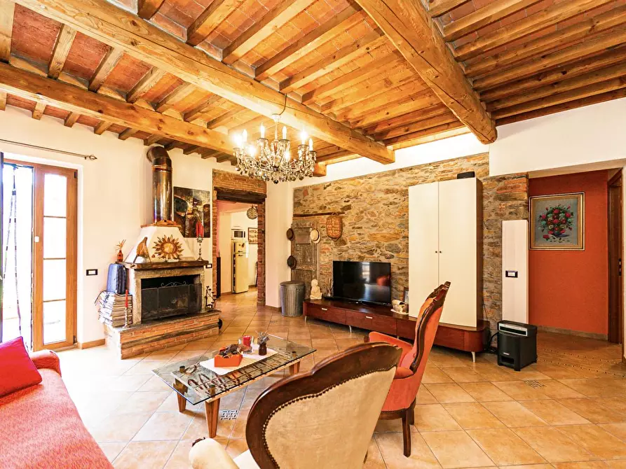 Immagine 60 di Rustico / casale in vendita  a Buti