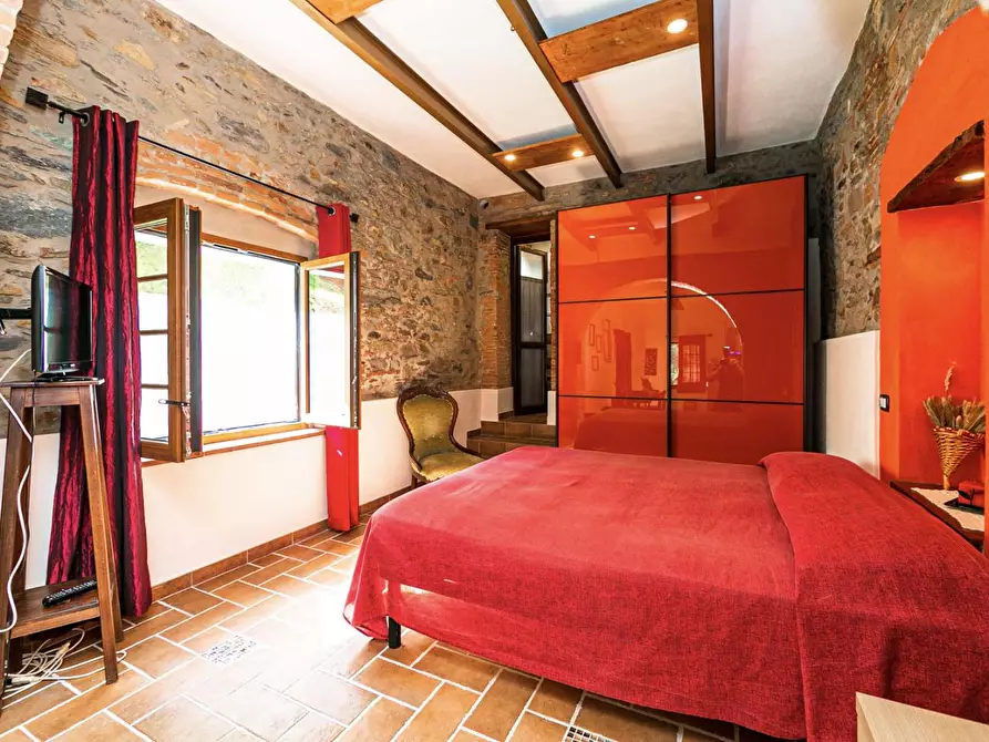 Immagine 24 di Rustico / casale in vendita  a Buti