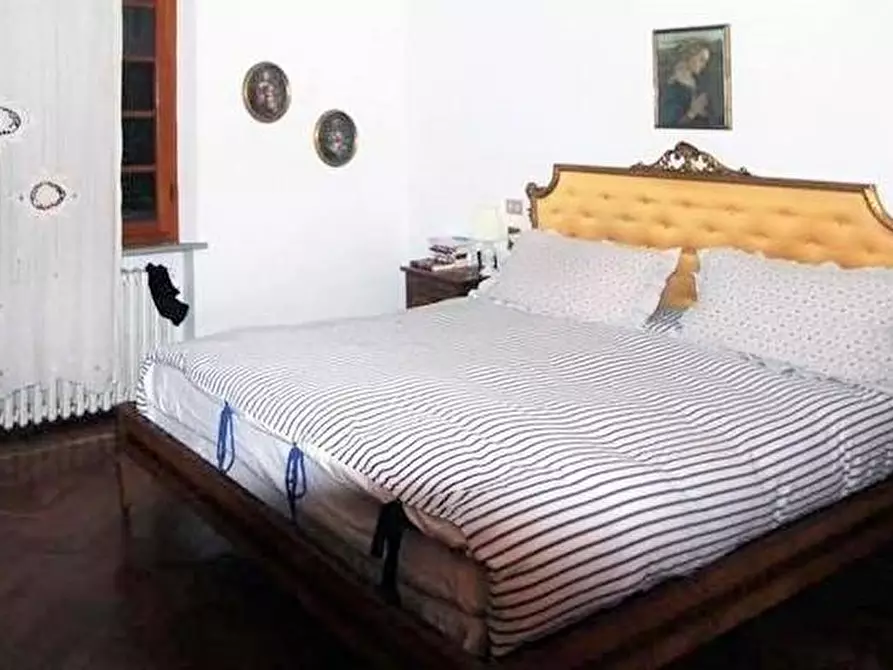 Immagine 11 di Villa in vendita  a Castelnuovo Berardenga