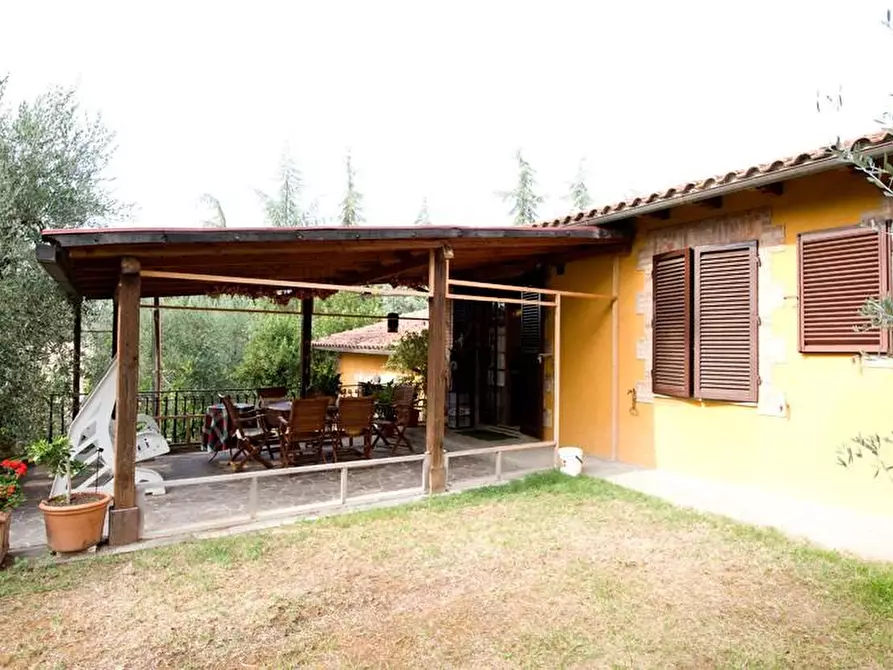 Immagine 2 di Villa in vendita  a Castelnuovo Berardenga