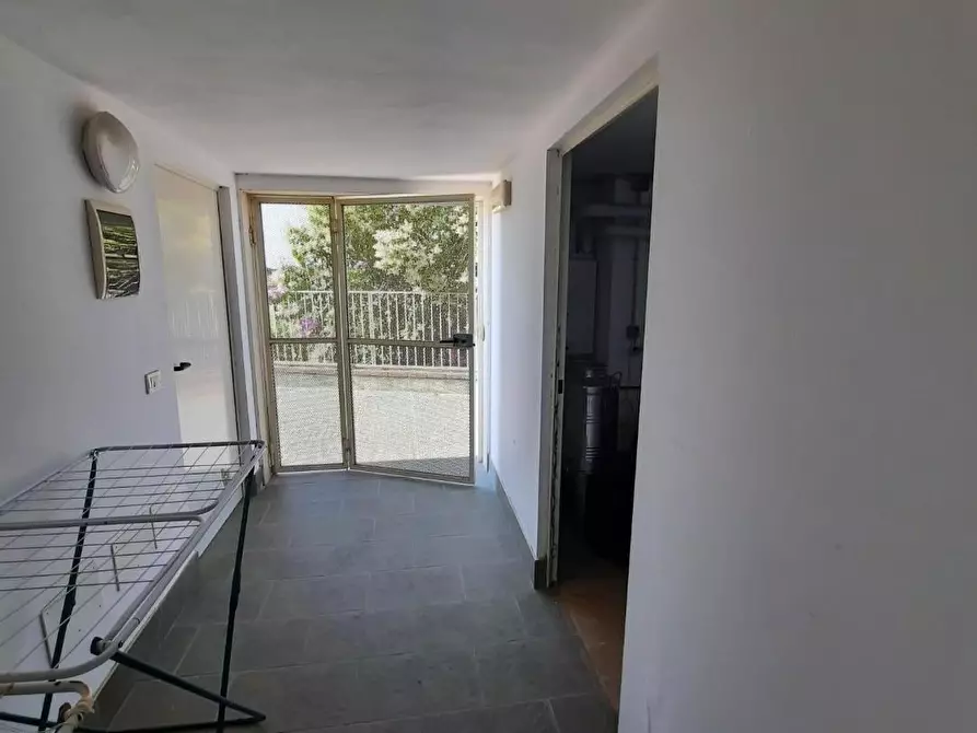 Immagine 14 di Appartamento in vendita  a Suvereto