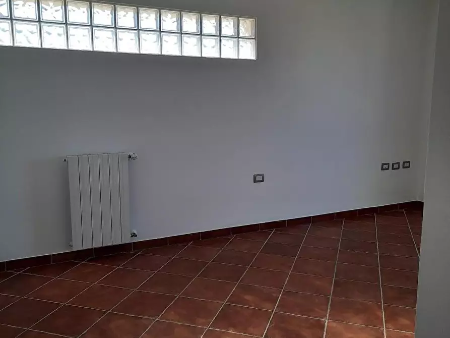 Immagine 12 di Appartamento in vendita  a Suvereto