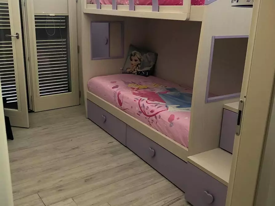 Immagine 6 di Casa semindipendente in vendita  a Carrara