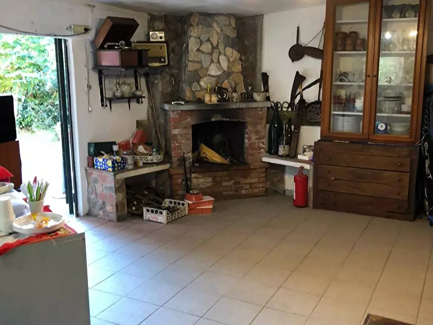 Immagine 34 di Villa in vendita  a Sarzana