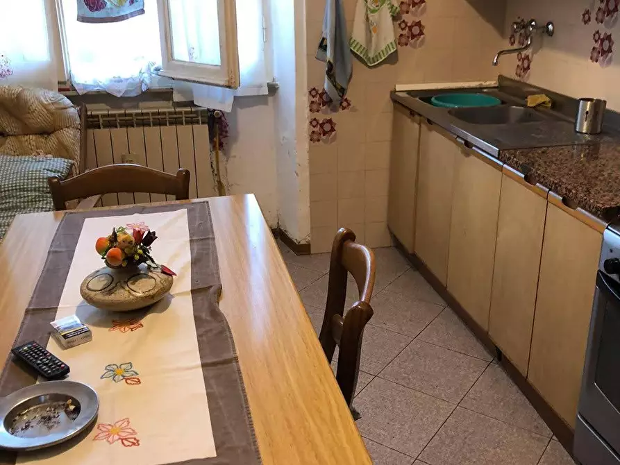 Immagine 26 di Villa in vendita  a Sarzana