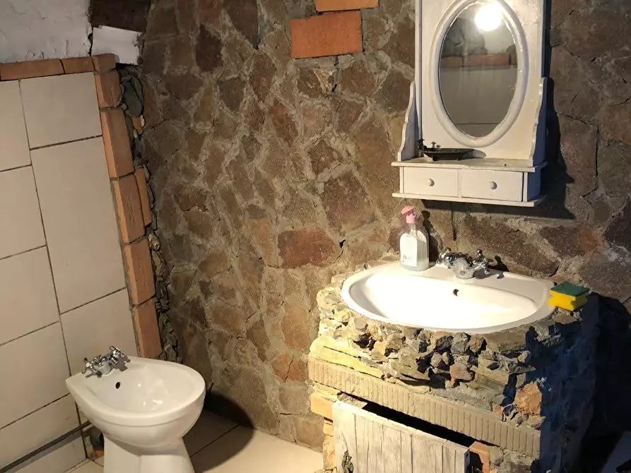 Immagine 31 di Villa in vendita  a Sarzana