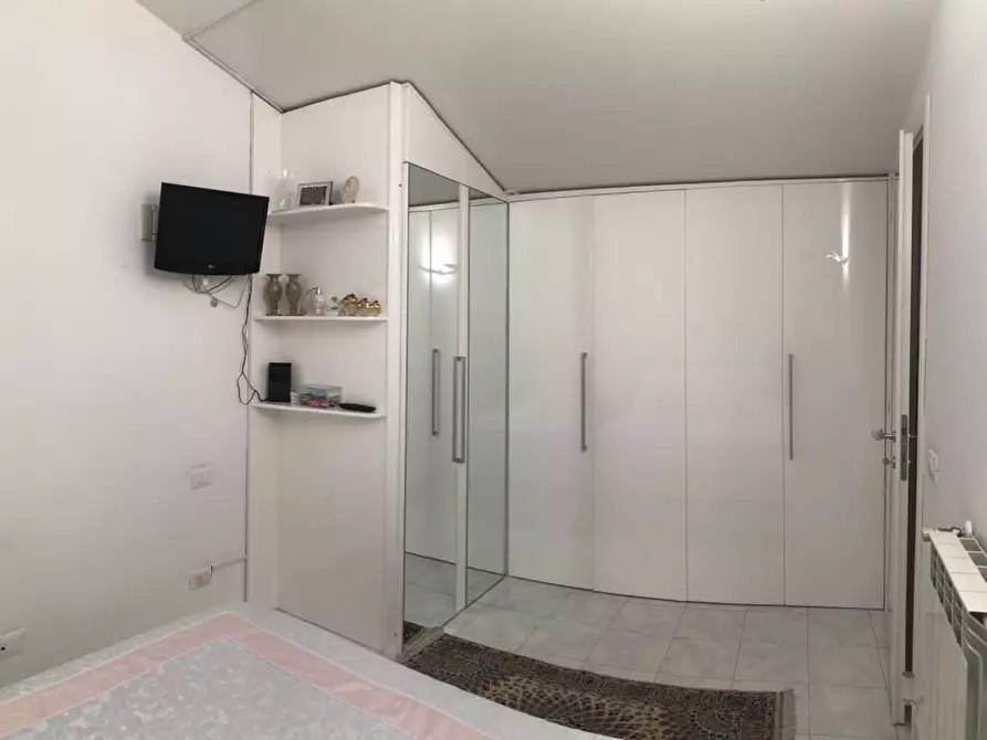 Immagine 17 di Appartamento in vendita  a Cascina