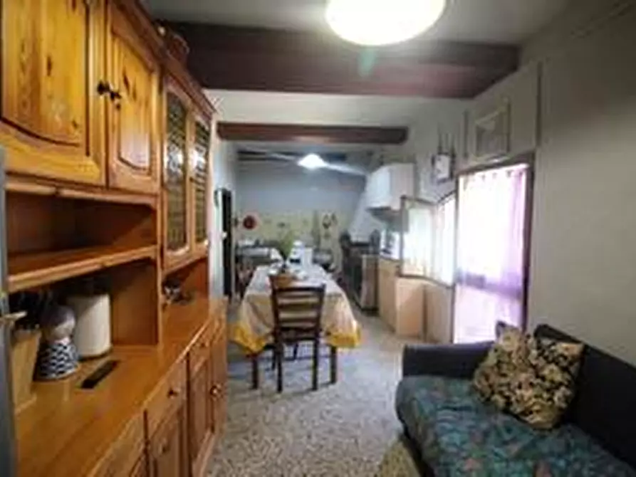 Immagine 2 di Porzione di casa in vendita  a Sovicille