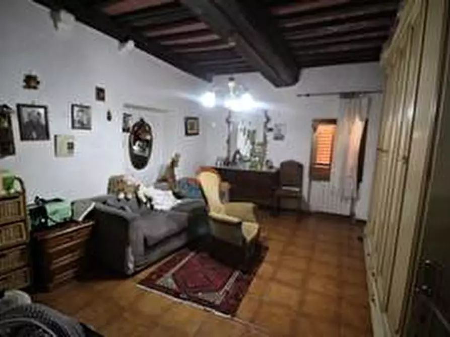 Immagine 5 di Porzione di casa in vendita  a Sovicille