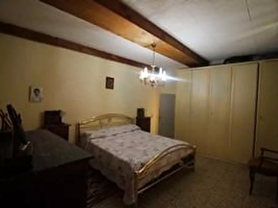 Immagine 6 di Porzione di casa in vendita  a Sovicille