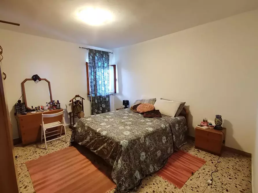 Immagine 10 di Appartamento in vendita  a Peccioli