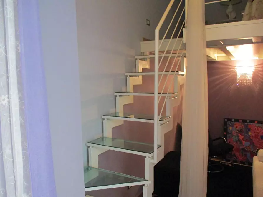 Immagine 15 di Appartamento in affitto  a Viareggio