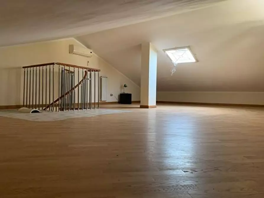 Immagine 19 di Casa bifamiliare in vendita  a San Giuliano Terme