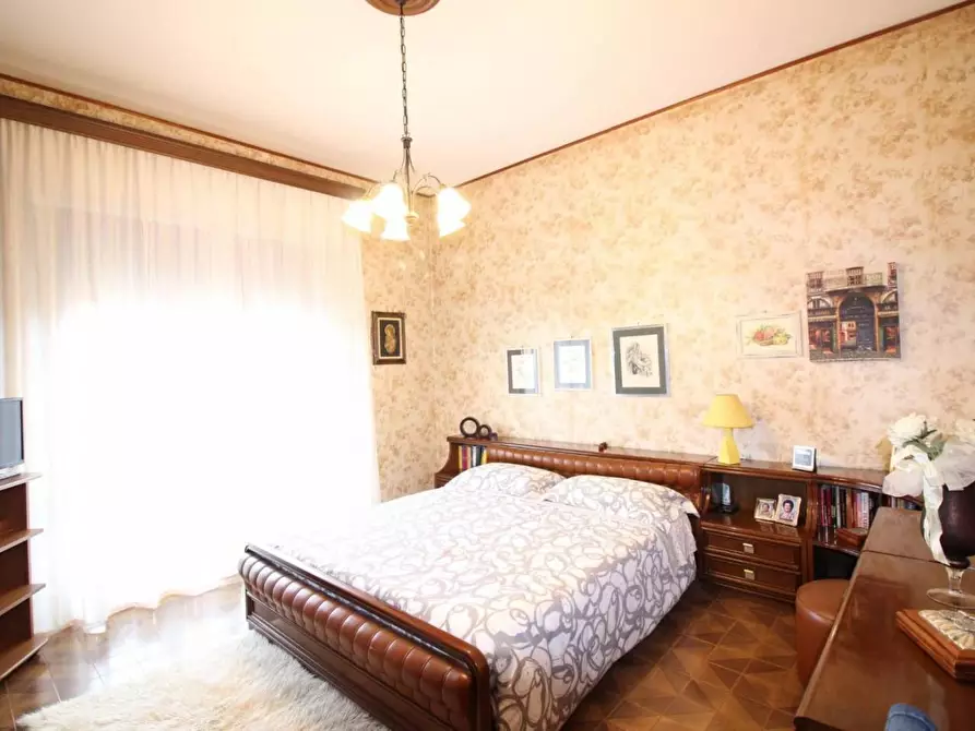 Immagine 14 di Villa in vendita  a Buti