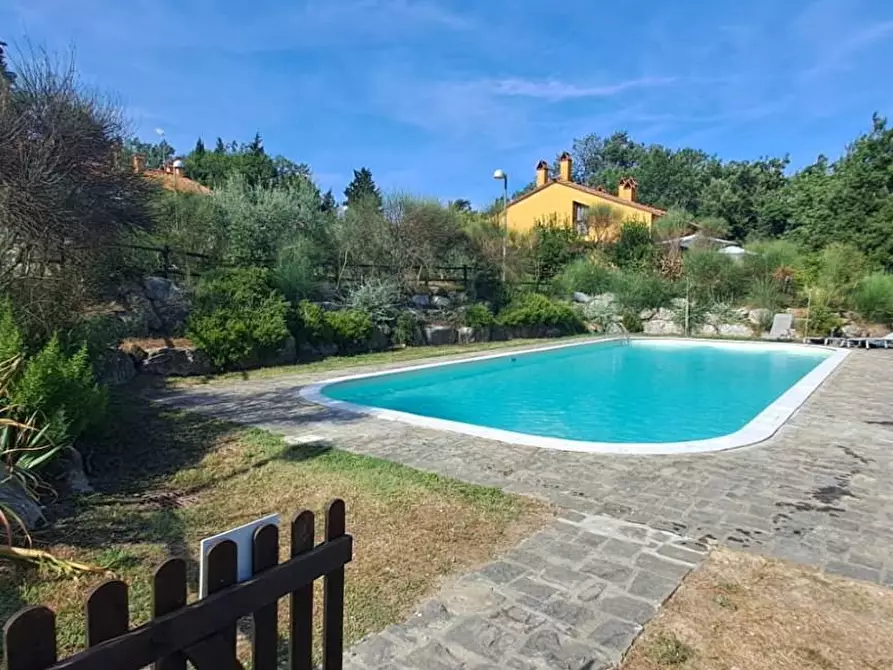 Immagine 9 di Appartamento in vendita  a Gambassi Terme