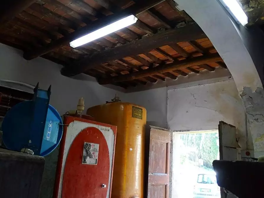 Immagine 10 di Casa colonica in vendita  a San Miniato