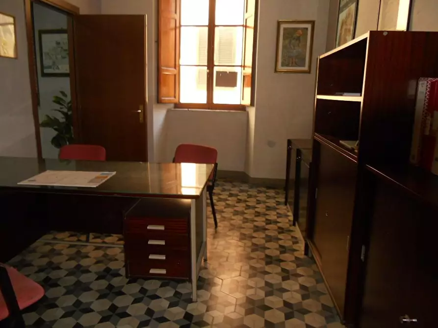 Immagine 10 di Appartamento in vendita  a Barga