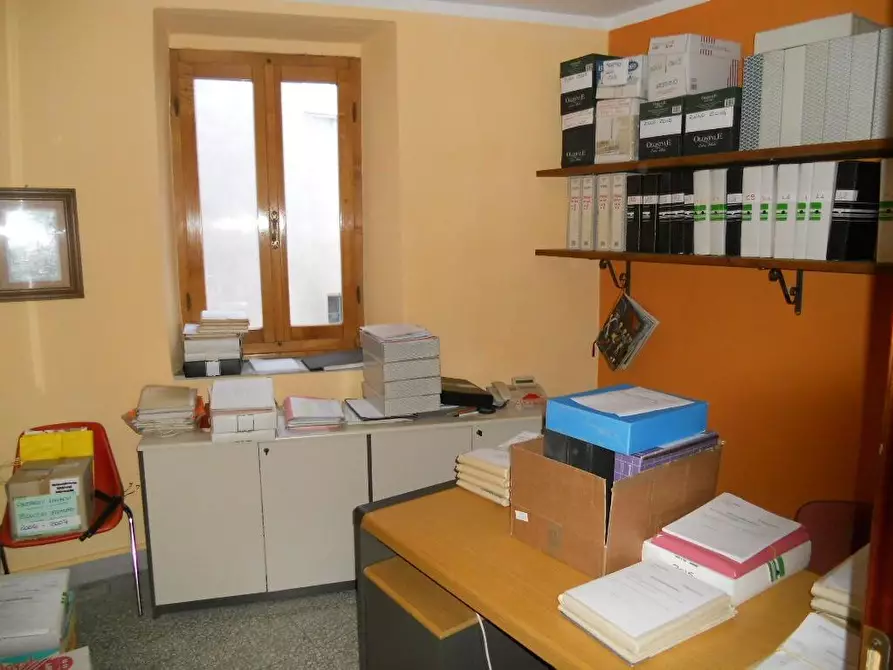 Immagine 13 di Appartamento in vendita  a Barga