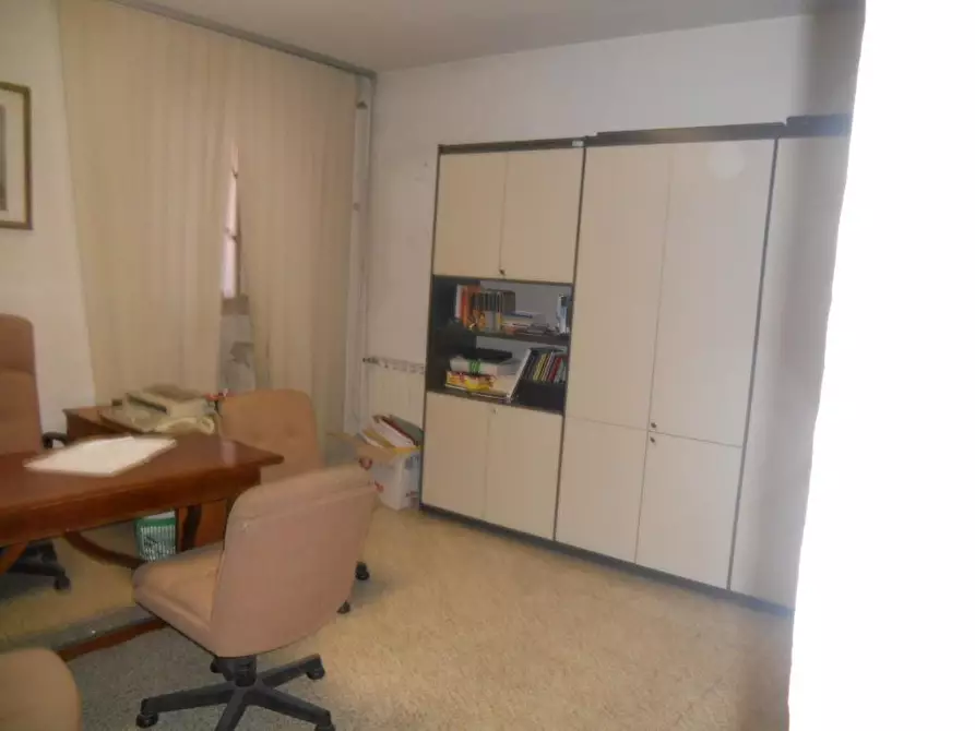 Immagine 3 di Appartamento in vendita  a Barga