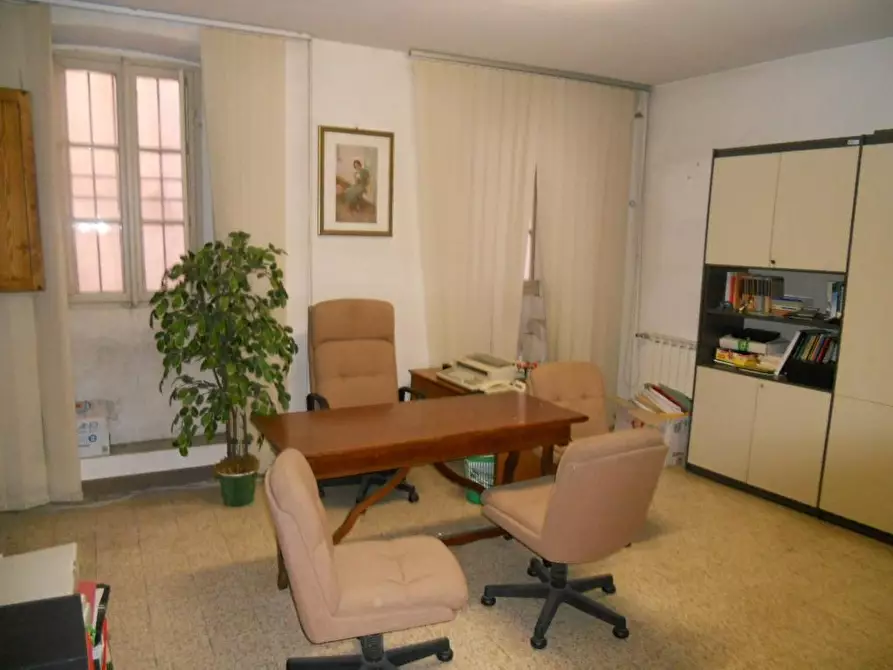 Immagine 5 di Appartamento in vendita  a Barga