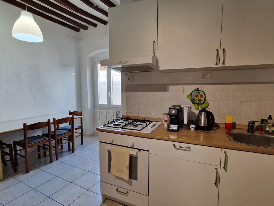 Immagine 6 di Appartamento in affitto  a Pisa