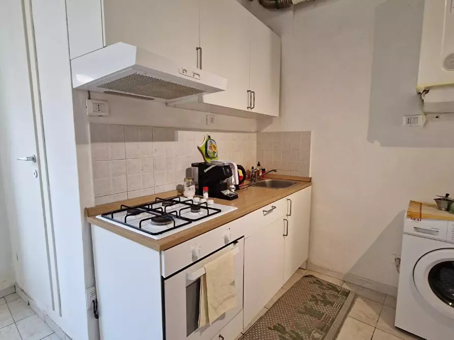 Immagine 9 di Appartamento in affitto  a Pisa