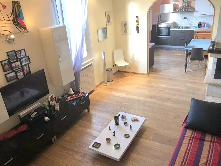 Immagine 21 di Casa bifamiliare in vendita  a Siena